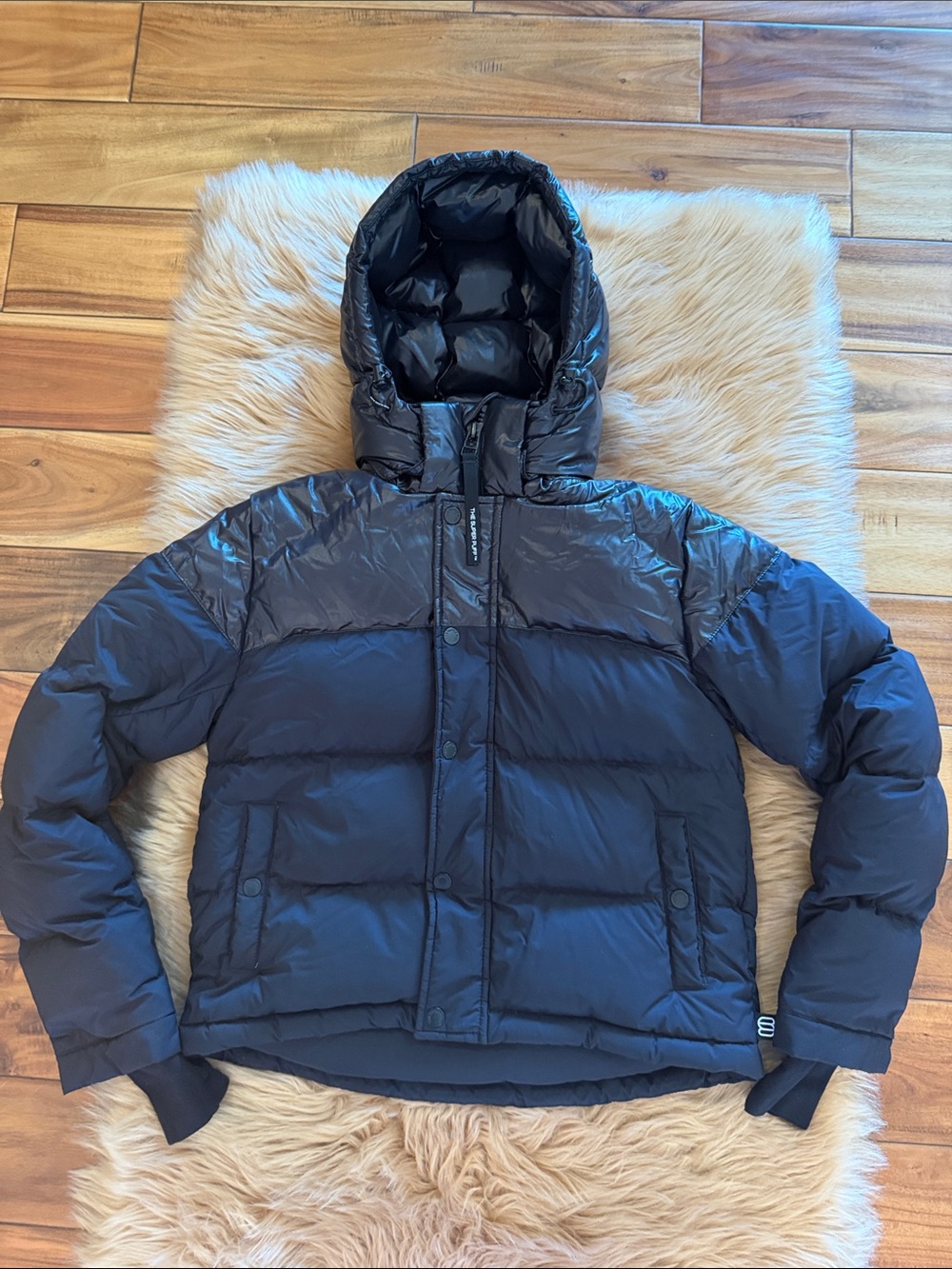 Aritzia Tna The Super Puff Sz XXS